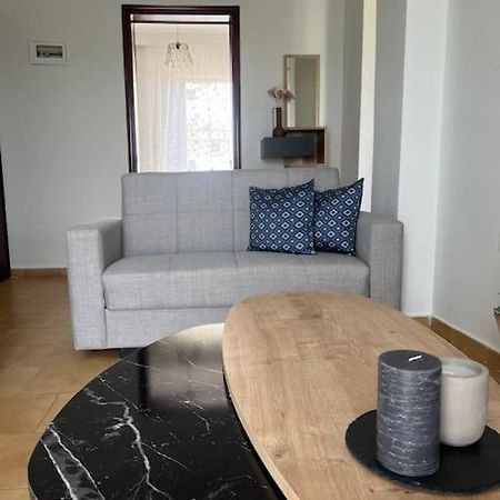 דירות פראליה דיוניסיו Eirini'S House מראה חיצוני תמונה